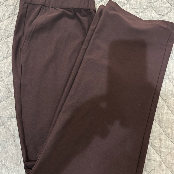 Eileen Fisher Size Medium washable crepe pant Color Cassis (dark purple). - Picture 3 of 8
